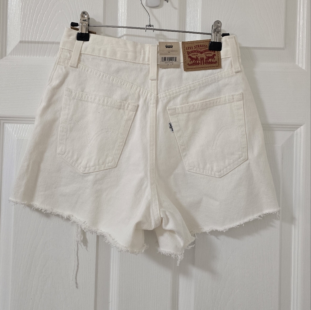 Levi's Original White High Waisted Mom Jean Shorts New Size 25 - Picture 7 of 8